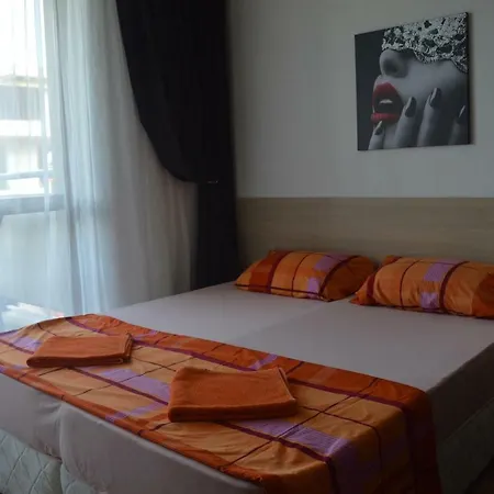Holiday - Apartmán *